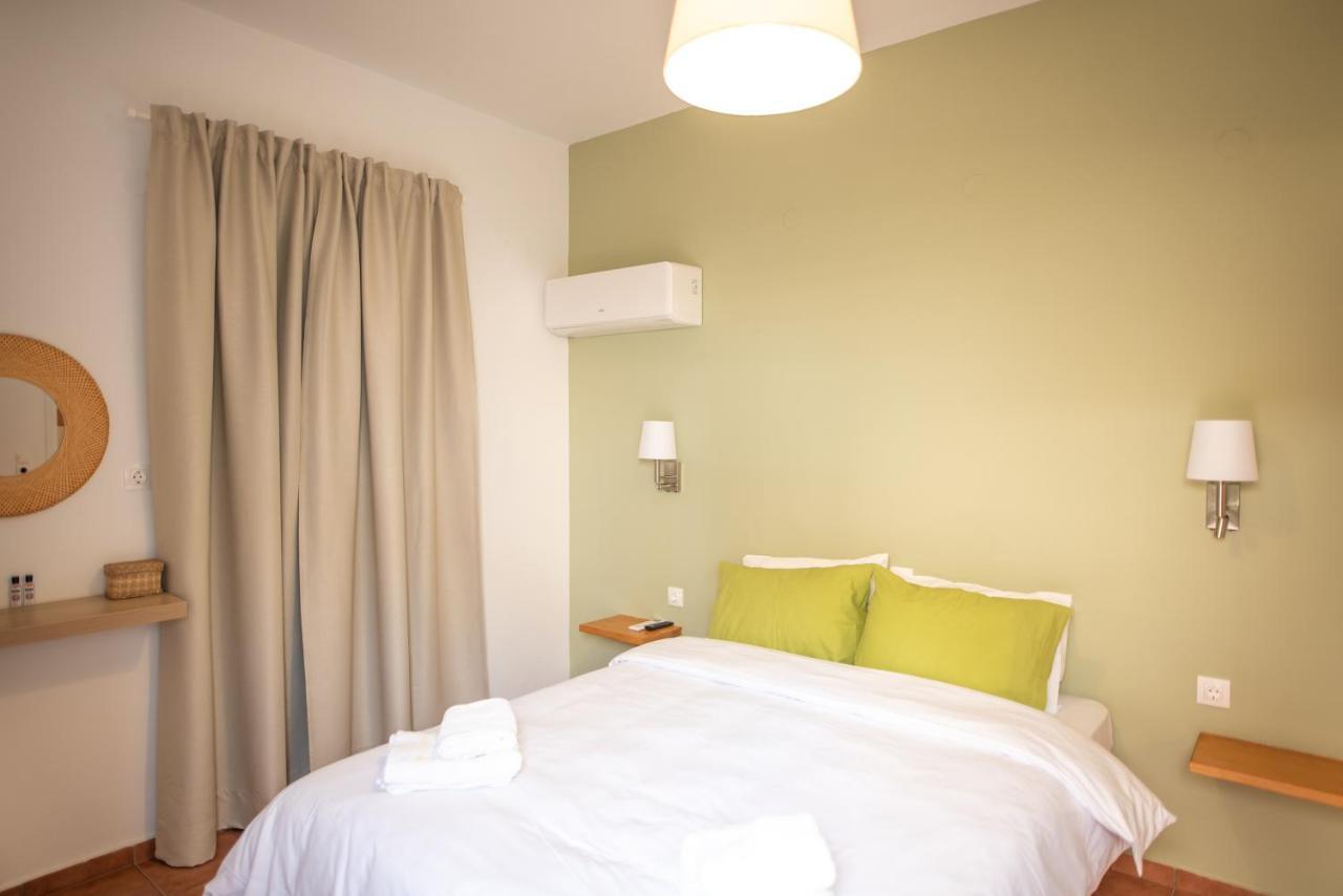 Hotel Twin House Spetses Esterno foto